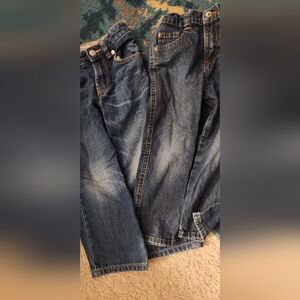 Two Pair Bundle 4T Boy Jeans Gap and Wrangler